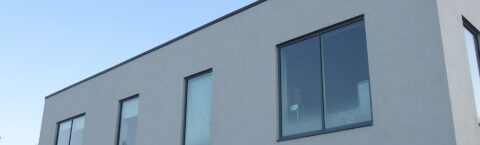 <h2>Commercial Render Cleaning</h2>