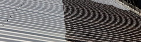 <h2>Commercial Roof Cleaning</h2>