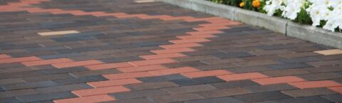 <h2>PATIO & DRIVE CLEANING</h2>